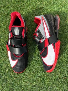 These are the Nike Romaleos 4 in the Black, University Red, White.